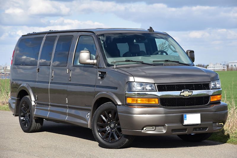 Chevrolet Express EXPLORER LIMITED SE 6.6 V8,DPH - fotka 1 z 55