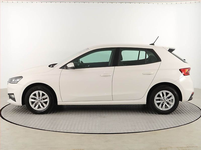 Škoda Fabia (2023) 1.0 TSI, Tempomat - fotka 3 z 17