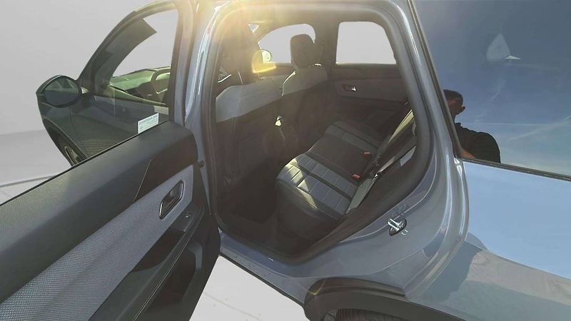 Opel Grandland (2026) GS Hybrid 1.2 TURBO (107kW/145 - fotka 19 z 24
