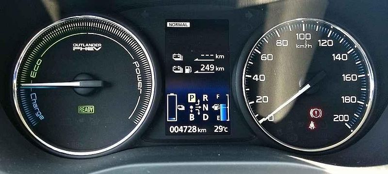 Mitsubishi Outlander PHEV.