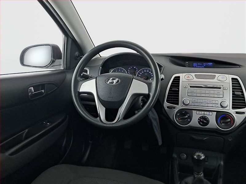 Hyundai i20 (2011) 1.2, jezdí výborně - fotka 7 z 15