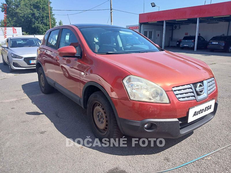 Nissan Qashqai (2008) 1.6 16V, ČR, panorama - fotka 1 z 3