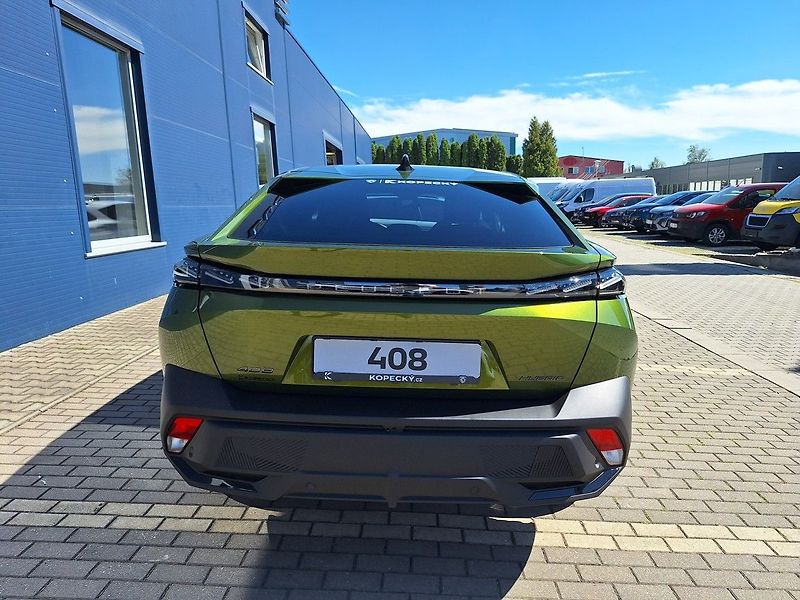 Peugeot 408 (2026) GT Hybrid 145 e-DCS6 - fotka 4 z 21