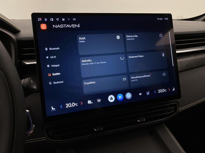 Lynk & Co 01 (2025) 01 CORE PHEV - fotka 70 z 90