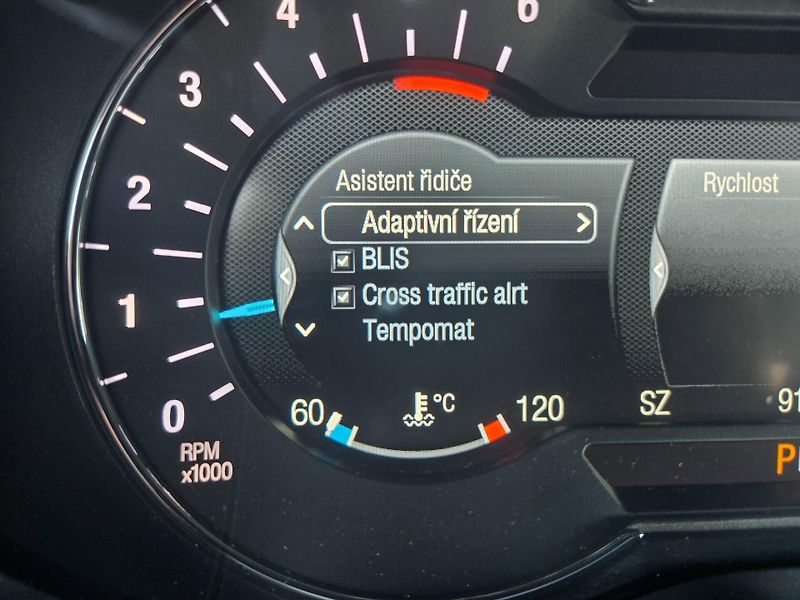 Ford Edge (2019) ST-LINE 175kw/238k -4x4- autom - fotka 26 z 30