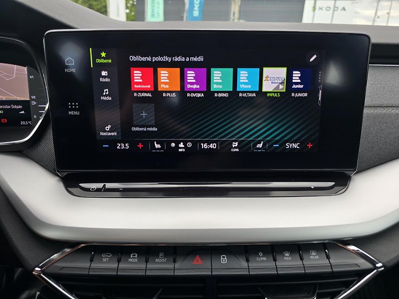 Škoda Octavia 2.0TDI DSG STYLE+ MATRIX TAŽNÉ - fotka 32 z 50