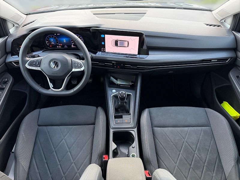 Volkswagen Golf Variant (2022) STYLE 1.5TSI 110kW CZ DPH - fotka 9 z 11