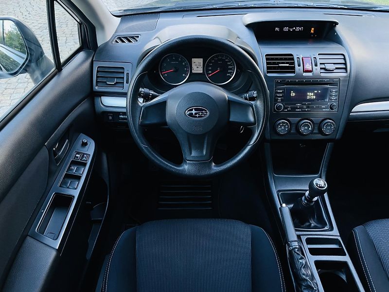 Subaru XV 2.0i 4x4 MANUÁL SERVISKA - fotka 24 z 38