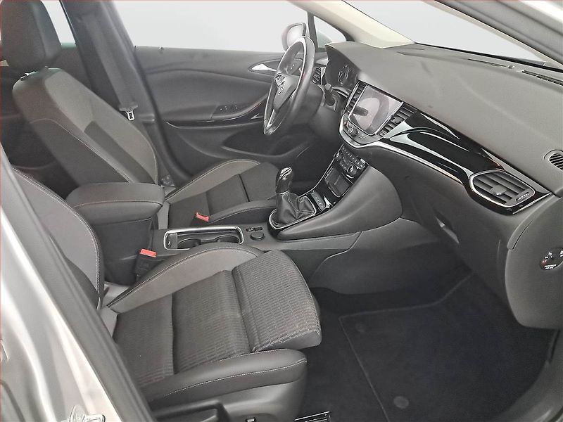 Opel Astra (2020) 1.5 CDTI, Kůže, Navi, Tempomat - fotka 9 z 19