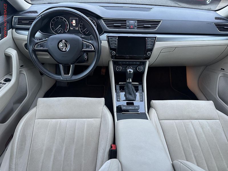 Škoda Superb (2015) 1.8TSI, 2.maj,ČR, Style, DSG - fotka 8 z 24