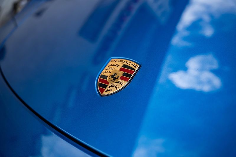 Porsche 911 (2018) 991 4 GTS Targa - fotka 15 z 38