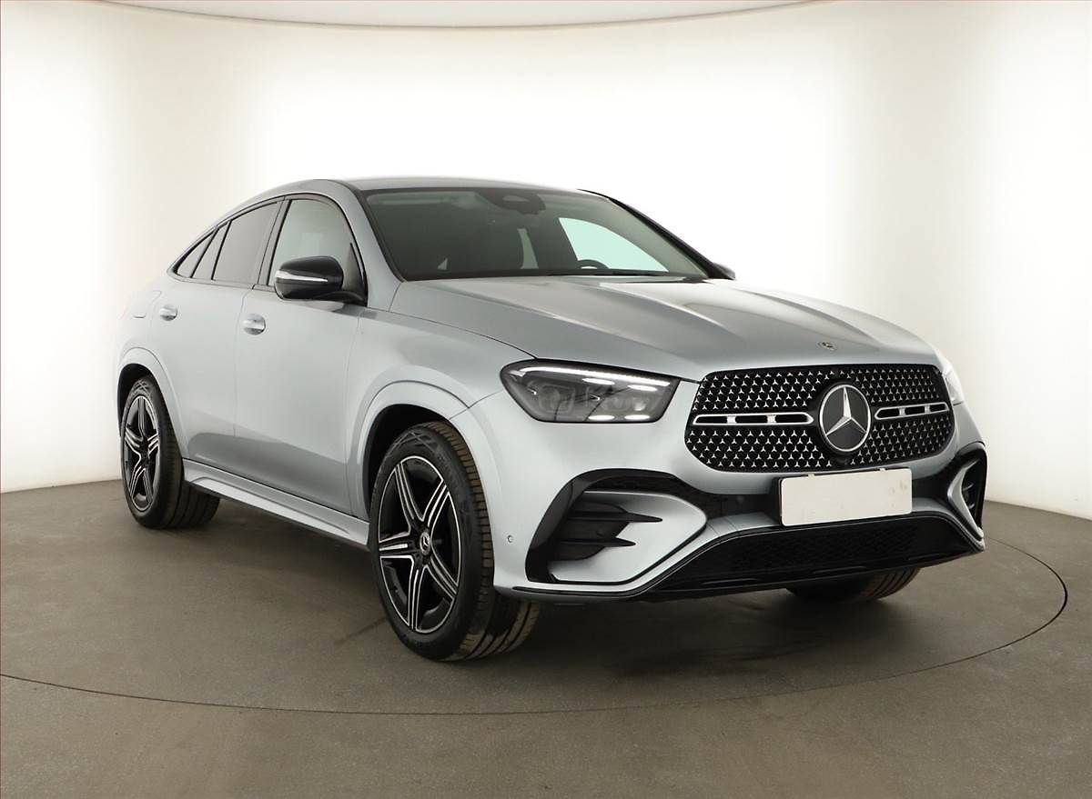 Mercedes-Benz GLE 300 d 4MATIC, Vzduch, Tažné