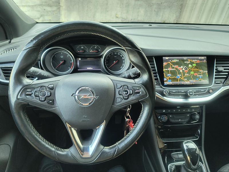 Opel Astra - fotka 28 z 60