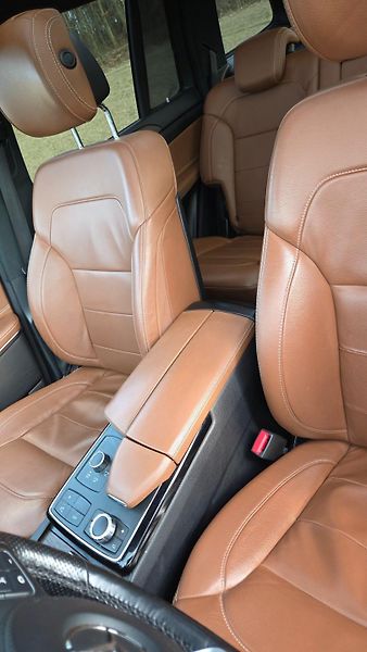 Mercedes-Benz GLS (2019) 4.7 /335kW - fotka 19 z 39