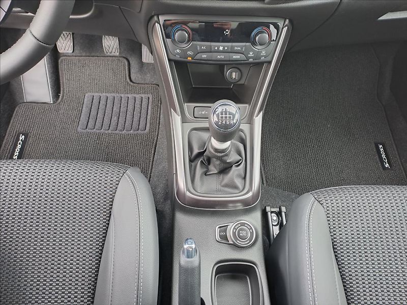 Suzuki S-Cross (2026) 1,4 BoosterJet Elegance Pano - fotka 15 z 25