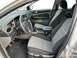 Ford Focus 1.6 i 74 KW - náhled 11