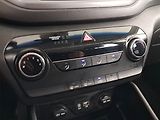 Hyundai Tucson (2017) 2.0 CRDi, 4X4, Park. senzory - náhled 15