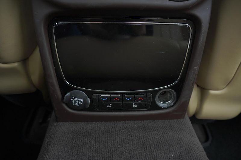 Jaguar XJ 5.0 V8 PREMIUM LUXURY - fotka 41 z 53
