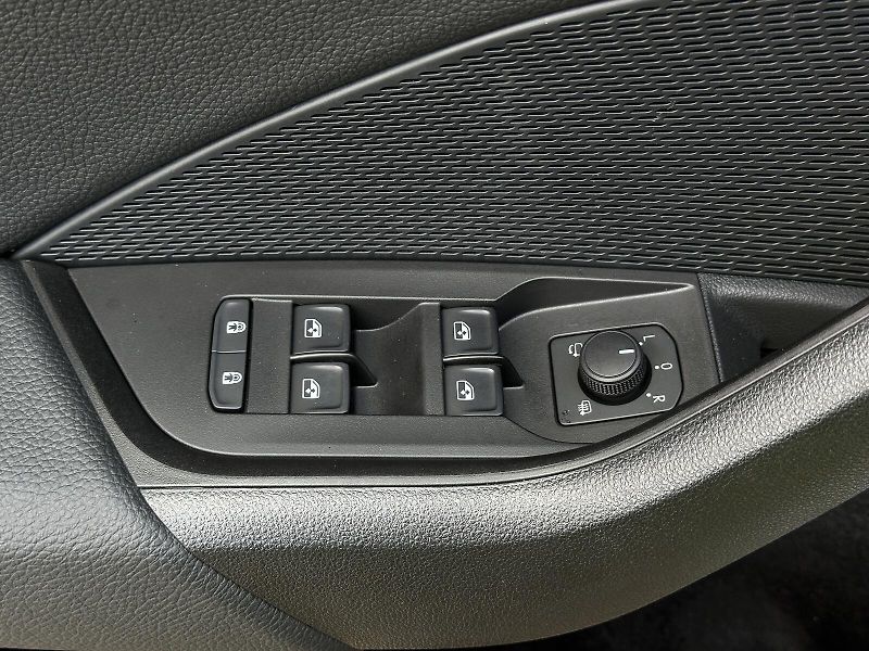 Škoda Octavia RS 2.0TSi DSG 265PS NAVI V.Ped - fotka 17 z 51