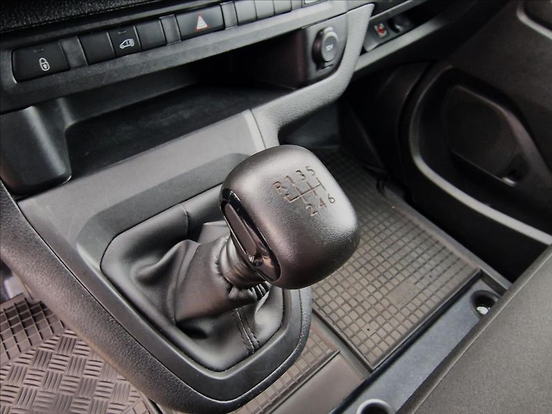 Opel Vivaro 1.5 CDTI 88kW,původ ČR,1.Maj. - fotka 32 z 50