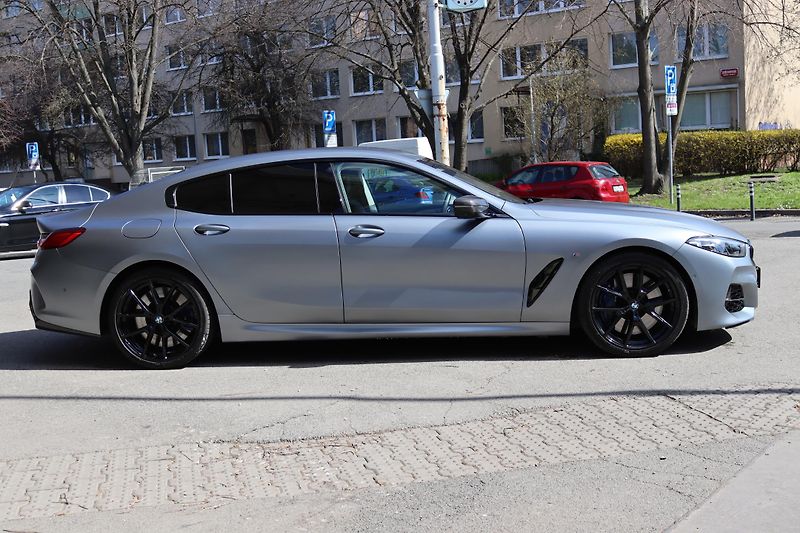 BMW Řada 8 M850i XDRIVE GRAN COUPE G16  - fotka 9 z 50