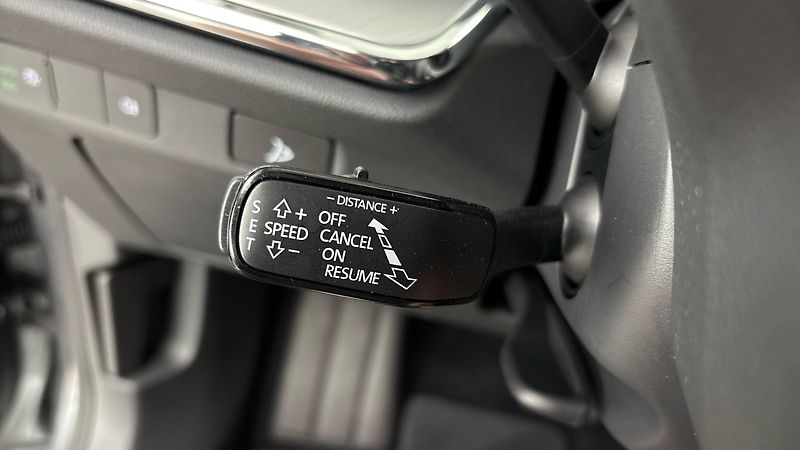 Škoda Enyaq 82 kWh AUT 80 Loft - fotka 14 z 31