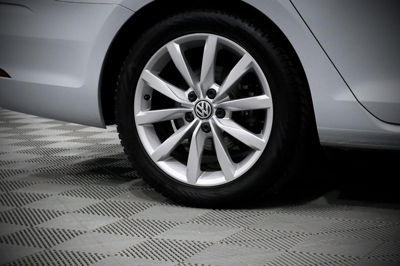 Volkswagen Golf Variant 7 FL 1.4 TSI 92 kW Highline - fotka 8 z 35