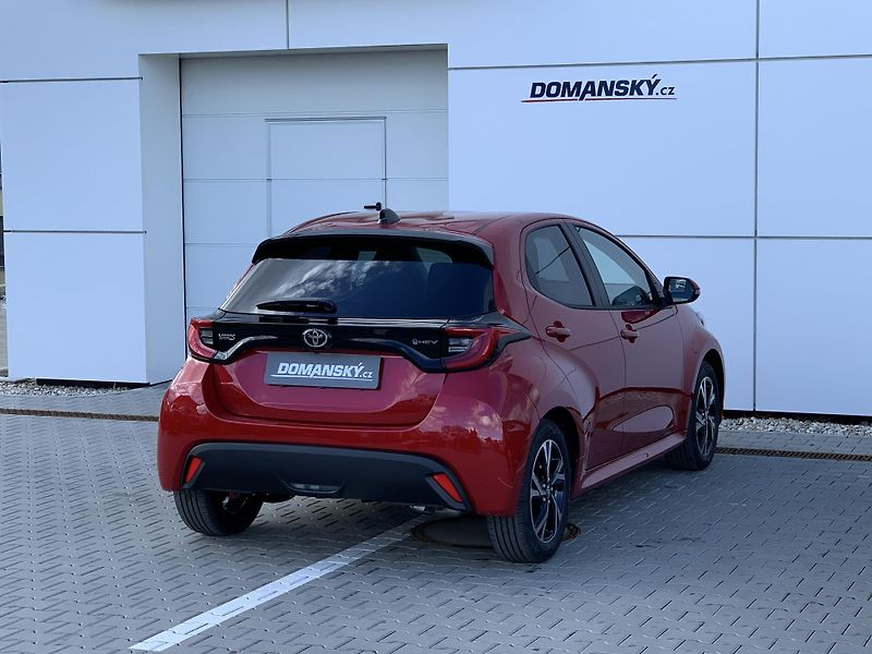 Toyota Yaris (2026) Style 1,5 HEV AT - fotka 3 z 13