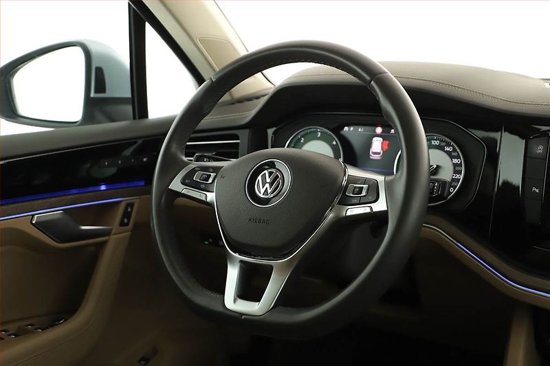 Volkswagen Touareg (2018) 3.0 TDI - fotka 8 z 19