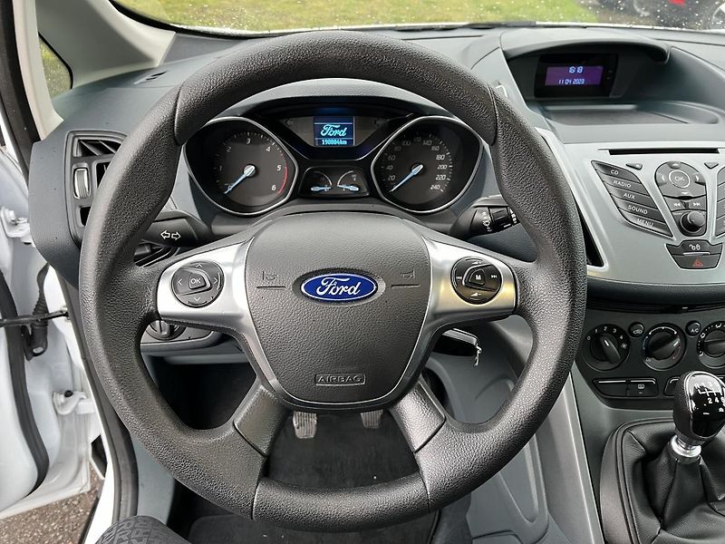 Ford Grand C-MAX 1.6 TDCI GRAND - fotka 15 z 19