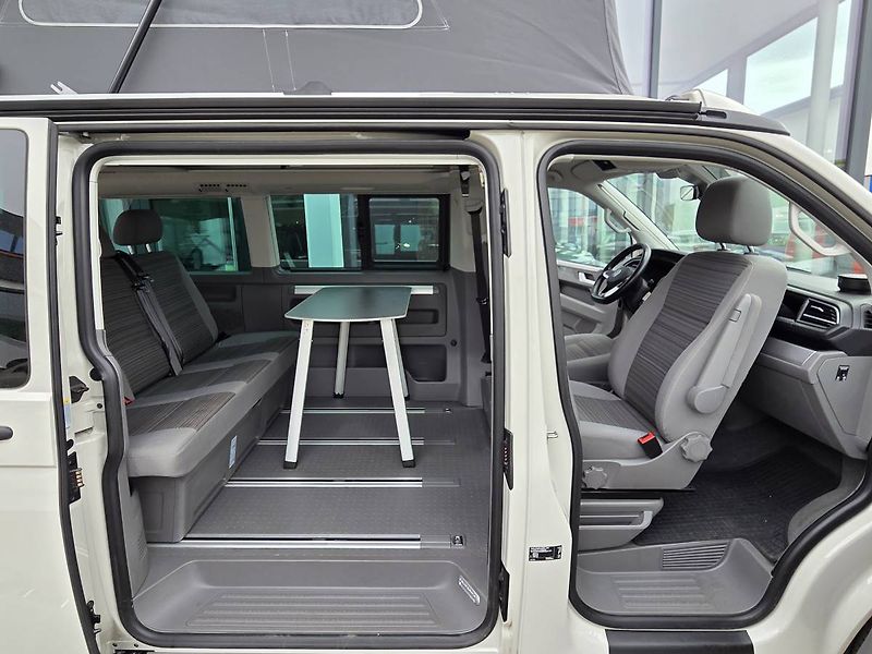 Volkswagen California 2.0 TDI DSG 4M Beach 7míst - fotka 35 z 75