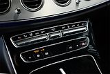 Mercedes-Benz Třídy E (2021) E 300 de T 4Matic AMG Line - náhled 36
