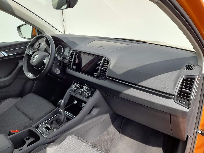 Škoda Karoq STYLE 1.5TSi 110KW 6MP - fotka 16 z 20