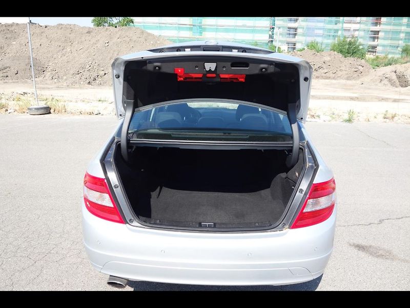 Mercedes-Benz Třídy C 200 CDi 100 kW STK07/2028 - fotka 16 z 34