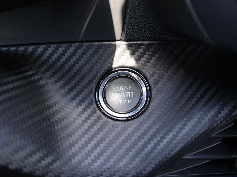 Peugeot 208 1,2 PT 74kW GT-Line LED - fotka 15 z 26