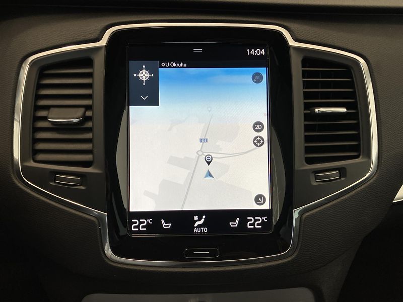Volvo XC90 D5 AWD Momentum AT8, ČR - fotka 33 z 50