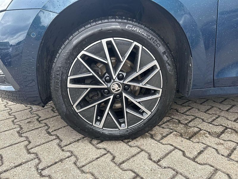 Škoda Octavia (2020) Combi 2.0 TDI DSG Style+ - fotka 33 z 37