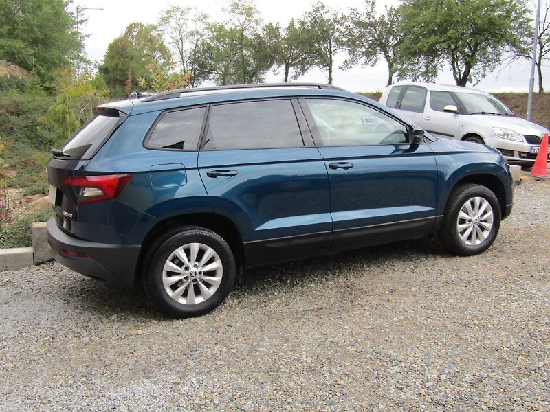 Škoda Karoq (2019) 1.0 TSI 81kW KAMERA - fotka 10 z 41