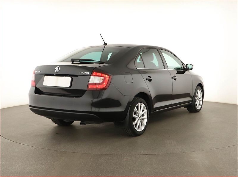 Škoda Rapid (2019) 1.0 TSI, Bi-Xenony, Tempomat - fotka 5 z 14