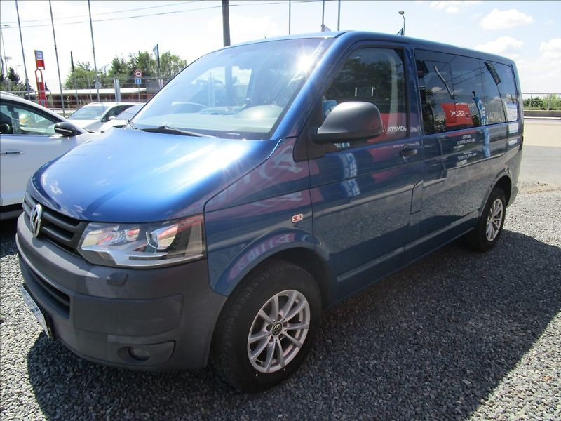 Volkswagen Transporter 2.0TDi Klima, 8 míst - fotka 1 z 42