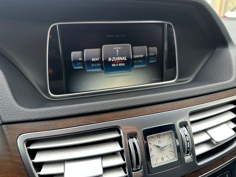 Mercedes-Benz Třídy E (2016) 350CDI 4Matic Elegance - fotka 24 z 40