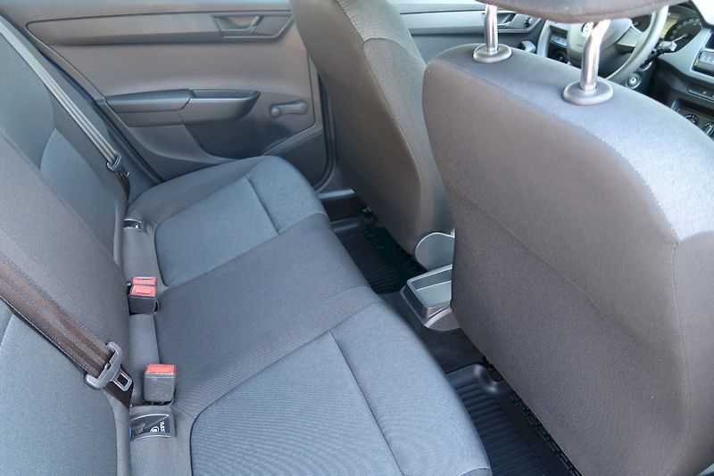 Škoda Fabia (2019) Active 1,0 TSi/70 kW - fotka 15 z 29