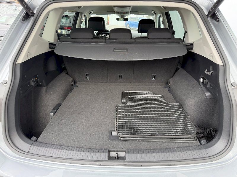 Volkswagen Tiguan Allspace (2022) 1.5 TSI 110 kW DSG Elegance - fotka 33 z 35