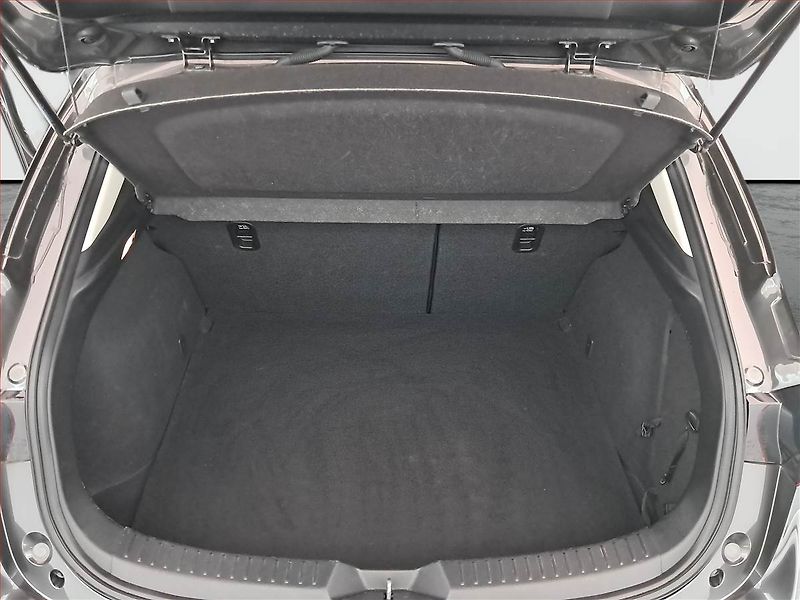 Mazda 3 (2017) Emotion 2.0 Skyactiv-G, Navi - fotka 14 z 16