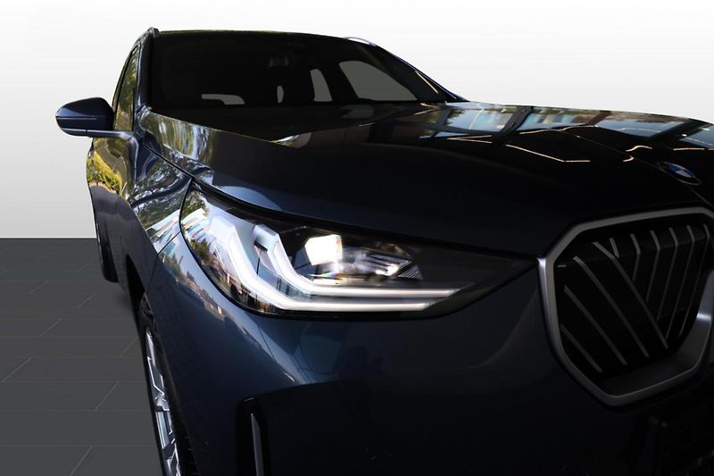 BMW X3 xDrive 20d - fotka 17 z 26