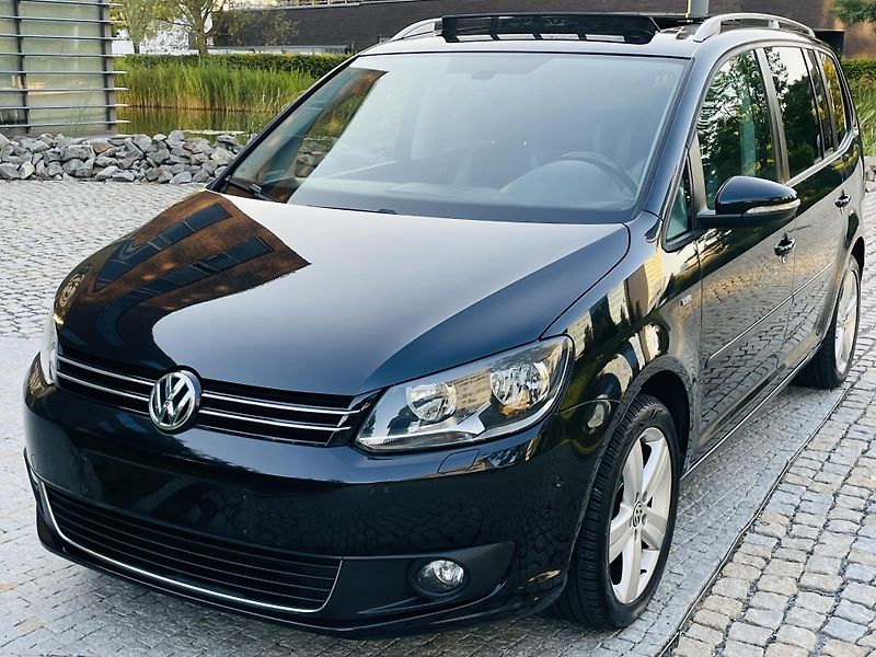 Volkswagen Touran 2.0TD MAN 7MÍST SERVISKA TAŽNÉ - fotka 4 z 48