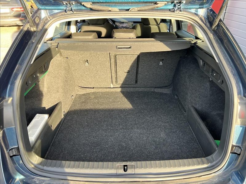 Škoda Octavia 2,0 TDi / EXECUTIVE / záruka - fotka 7 z 15