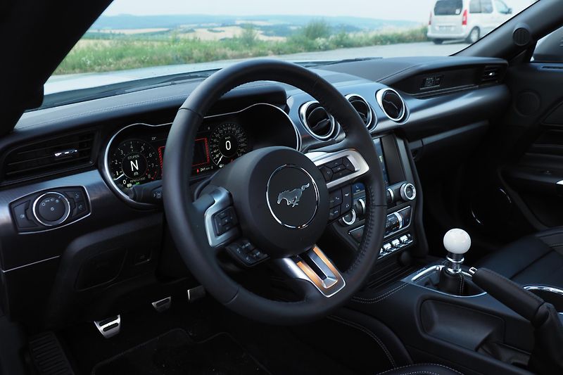 Ford Mustang (2021) MACH 1 - sběratelský kousek  - fotka 7 z 13