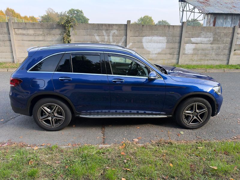 Mercedes-Benz GLC (2021) 300 de 4 matic - fotka 4 z 31