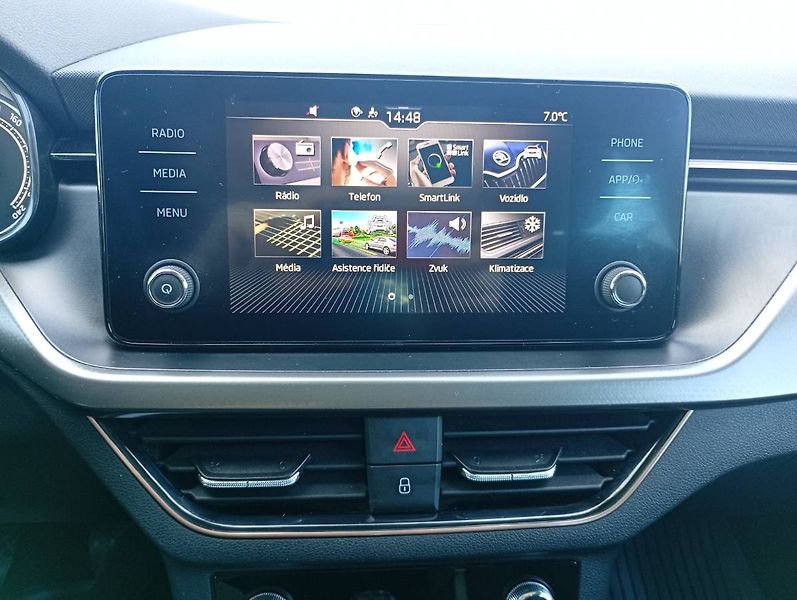 Škoda Scala (2019) 1.5 TSI Style LED tažné - fotka 19 z 35